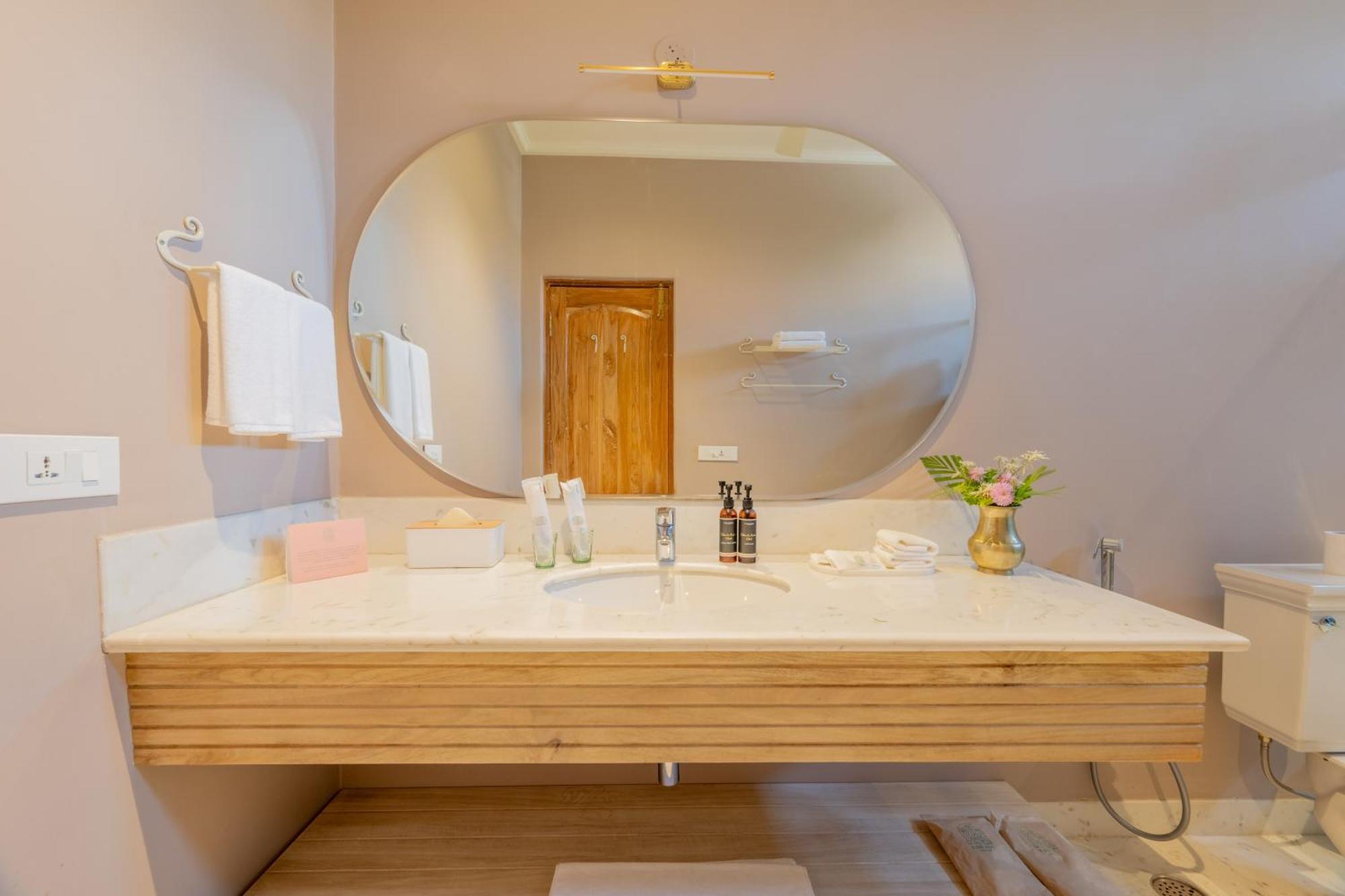 Niravi Jaipur Bed & Breakfast Bagian luar foto